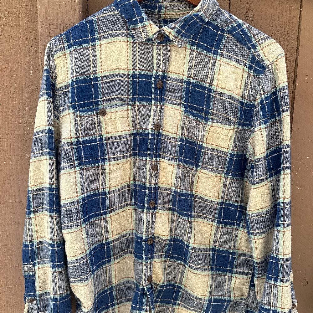 Stapleford. Medium Sized Western Flannel